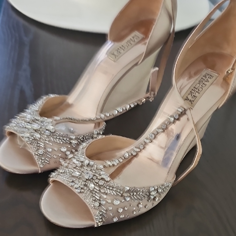 Badgley Mischka Women's Embellished Wedges - Rose Gold